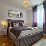 Luxurious Majda, 2 Bathrooms And Free Parking *