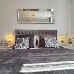 Luxurious Majda, 2 Bathrooms And Free Parking Apartamento