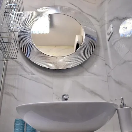 Luxurious Majda, 2 Bathrooms And Free Parking *