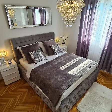 Luxurious Majda, 2 Bathrooms And Free Parking Apartman *