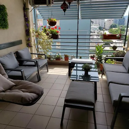 Luxurious Majda, 2 Bathrooms And Free Parking *